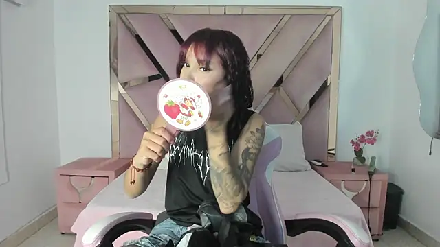 Snapshot of Angell_cherryht chatting on July 2026 08:31:02 PM Angell cherryht online show from July 2026 08:31:02 PM