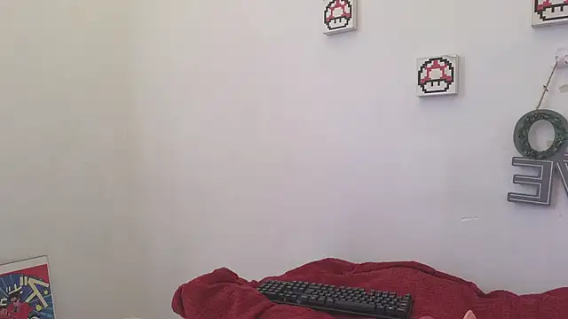 Caroline hernandes online show from April 2026 02:04:01 PM