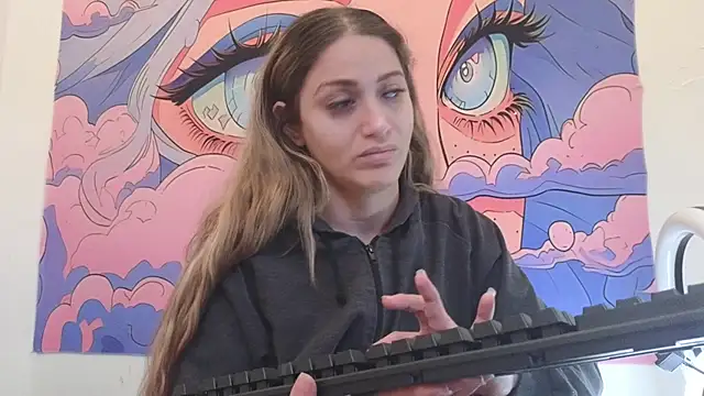Caroline hernandes online show from May 2026 02:56:01 PM