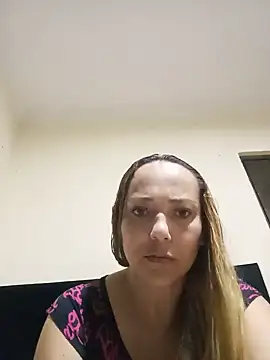 Snapshot of KahiaSmith chatting on July 2026 02:40:02 AM KahiaSmith online show from July 2026 02:40:02 AM