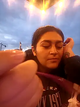 sckarlet1 online show from March 2026 11:15:02 PM