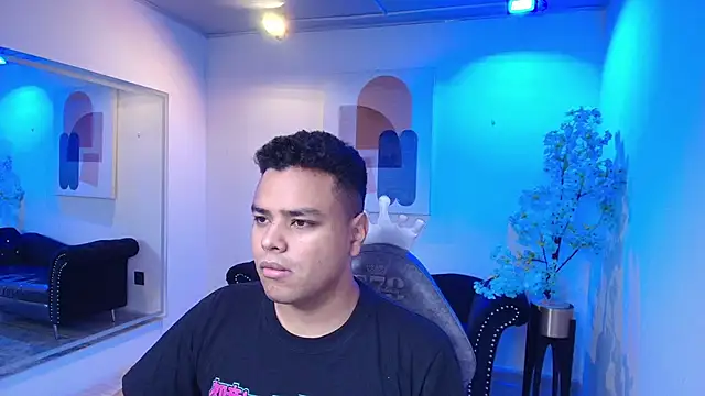 TarlyWho online show from May 2026 11:14:02 AM