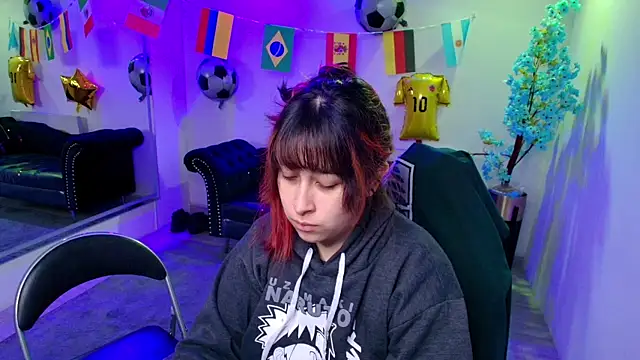 TarlyWho online show from June 2026 11:37:02 AM