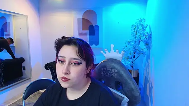TarlyWho online show from May 2026 11:22:02 AM