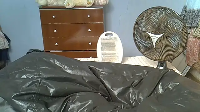 Ruiva40tona online show from March 2026 01:14:01 PM