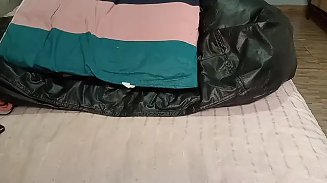 Ruiva40tona online show from April 2026 05:41:02 PM