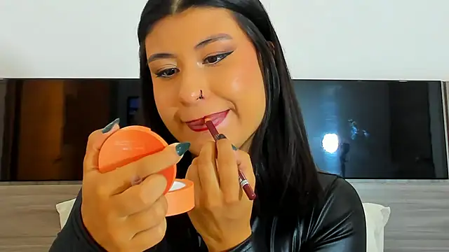 DaphneWayne online show from April 2026 07:40:02 PM