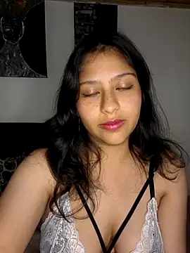 xanthenyx  online show from April 2026 04:08:01 AM