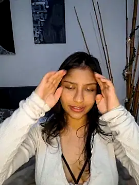 xanthenyx  online show from April 2026 05:08:02 AM