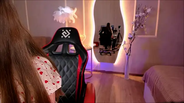 XAnytikKetX online show from March 2026 01:44:01 PM