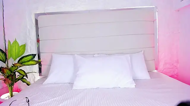 AitanaNoa online show from April 2026 08:10:02 PM