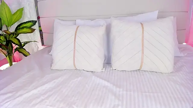 AitanaNoa online show from April 2026 08:10:01 PM