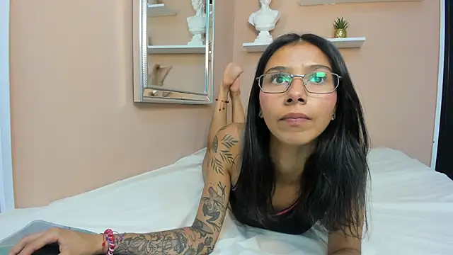 Kat 44 online show from April 2026 07:42:01 PM