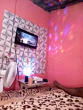 Sraveneno online show from April 2026 07:16:02 PM