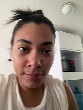 Sweetroseof online show from April 2026 04:23:02 PM