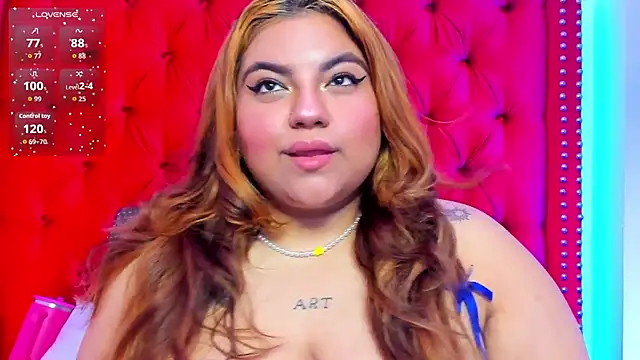 Snapshot of SunnyHoney_ chatting on July 2026 12:01:01 PM SunnyHoney online show from July 2026 12:01:01 PM