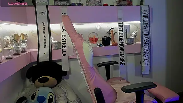 CherrySeraphine1 online show from April 2026 08:42:01 AM