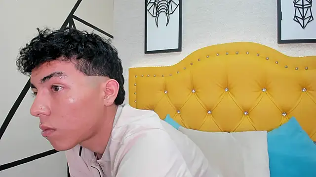 Snapshot of Ian_Mason chatting on March 2026 02:52:01 AM Ian Mason online show from March 2026 02:52:01 AM