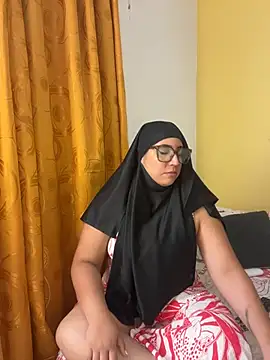 Chandra Yusef online show from April 2026 11:44:01 PM