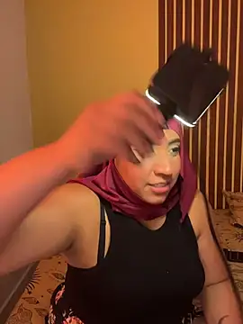 Chandra Yusef online show from March 2026 03:27:02 PM