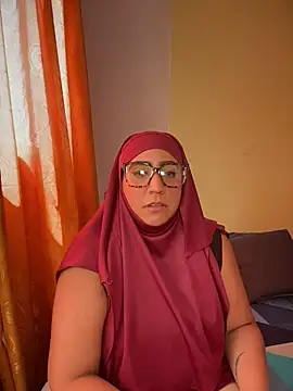 Chandra Yusef online show from March 2026 03:18:01 PM