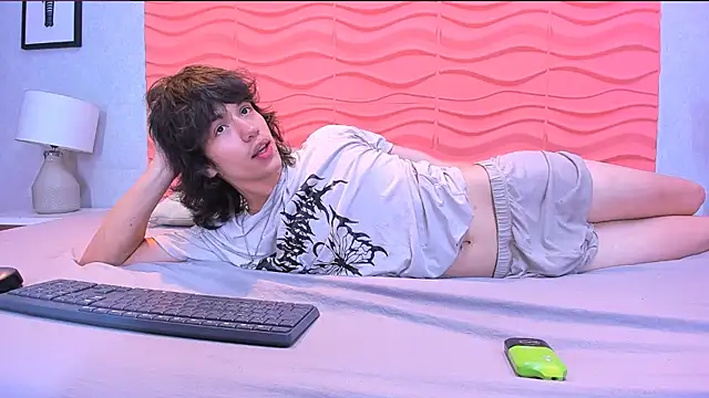 Erick Ferrer online show from April 2026 07:37:02 PM