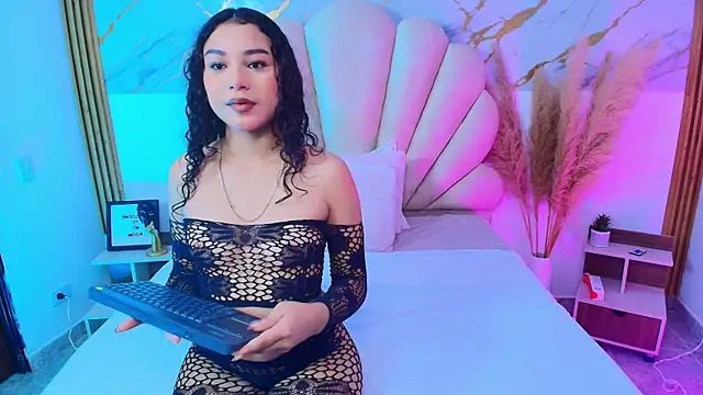 HemmaStar online show from June 2026 12:37:01 PM
