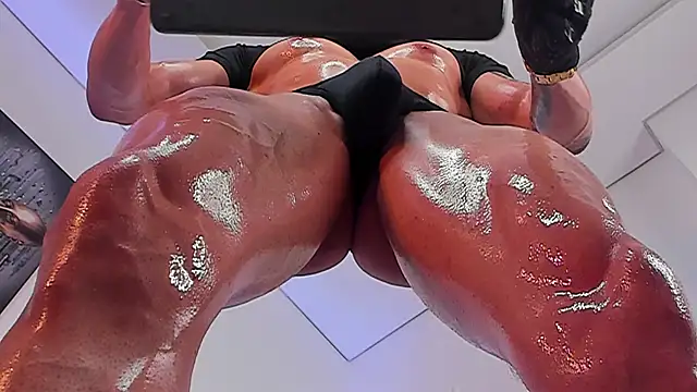 Angelo Varek online show from March 2026 03:58:02 AM