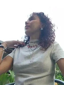 Isabella Stark online show from March 2026 11:33:02 AM