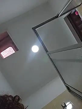 Isabella Stark online show from April 2026 12:01:02 PM