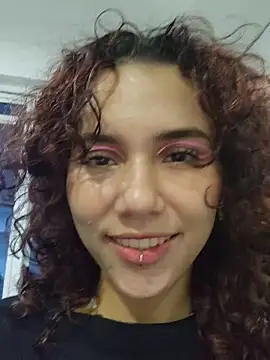 Isabella Stark online show from April 2026 12:00:01 PM