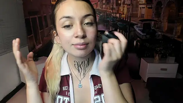 Tamaraa velez online show from April 2026 09:05:01 PM