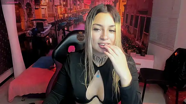 Tamaraa velez online show from April 2026 08:04:01 PM