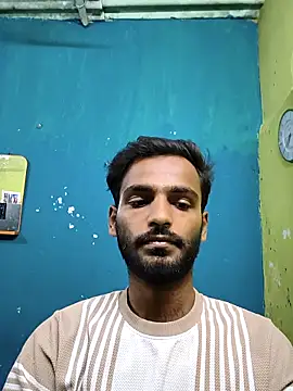 Snapshot of originaLUND chatting on May 2026 10:13:02 PM originaLUND online show from May 2026 10:13:02 PM