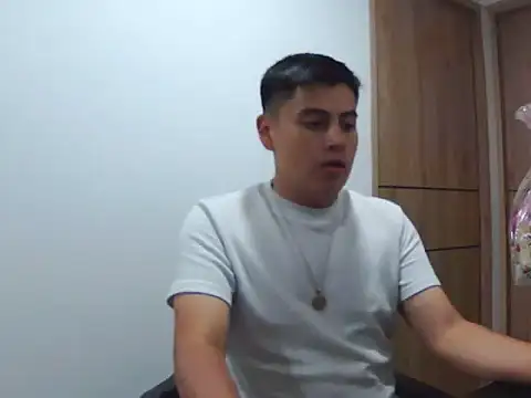 Snapshot of andres_rivera chatting on March 2026 03:14:02 AM andres rivera online show from March 2026 03:14:02 AM