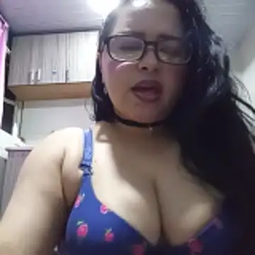 Snapshot of violetapeeveet chatting on April 2026 05:27:02 AM violetapeeveet online show from April 2026 05:27:02 AM