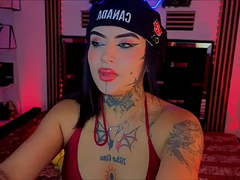 LauriInk1 online show from May 2026 03:22:01 AM