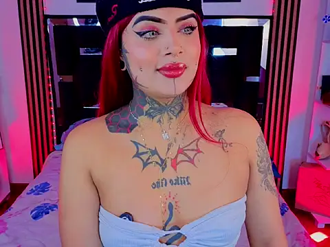 LauriInk1 online show from March 2026 02:00:02 AM