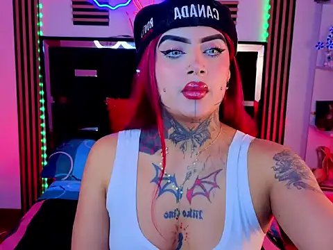 LauriInk1 online show from March 2026 07:37:01 PM