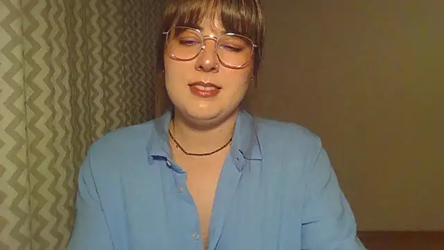 ClaraHard online show from June 2026 07:52:01 PM