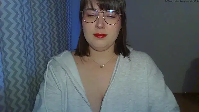 ClaraHard online show from April 2026 05:31:01 PM