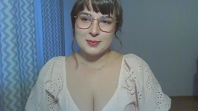 ClaraHard online show from June 2026 05:47:02 PM