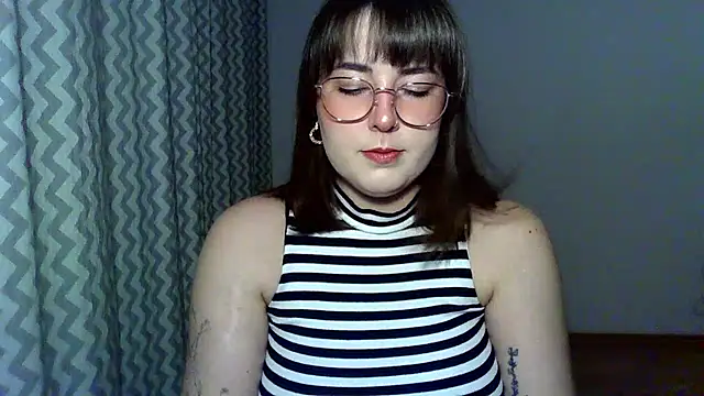 ClaraHard online show from July 2026 08:24:02 PM