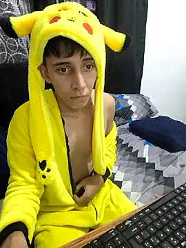 gomitaboy1 online show from April 2026 07:07:02 PM