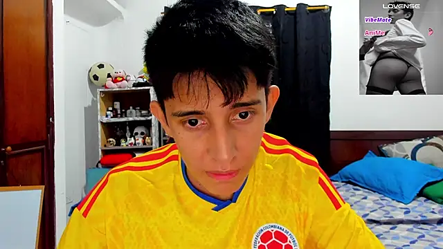 Snapshot of gomitaboy1 chatting on July 2026 07:22:01 PM gomitaboy1 online show from July 2026 07:22:01 PM