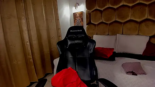 Emmet CollinsJS online show from March 2026 04:41:01 AM