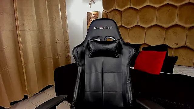 Emmet CollinsJS online show from March 2026 04:33:01 AM