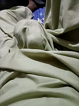 rockmen04 online show from March 2026 03:21:01 AM