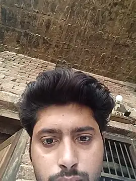 rockmen04 online show from April 2026 07:04:01 AM