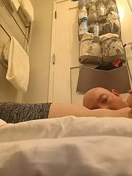 luckilyfound3 online show from April 2026 01:46:02 PM